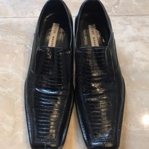 Steve madden black Snakeskin square slip tip ons